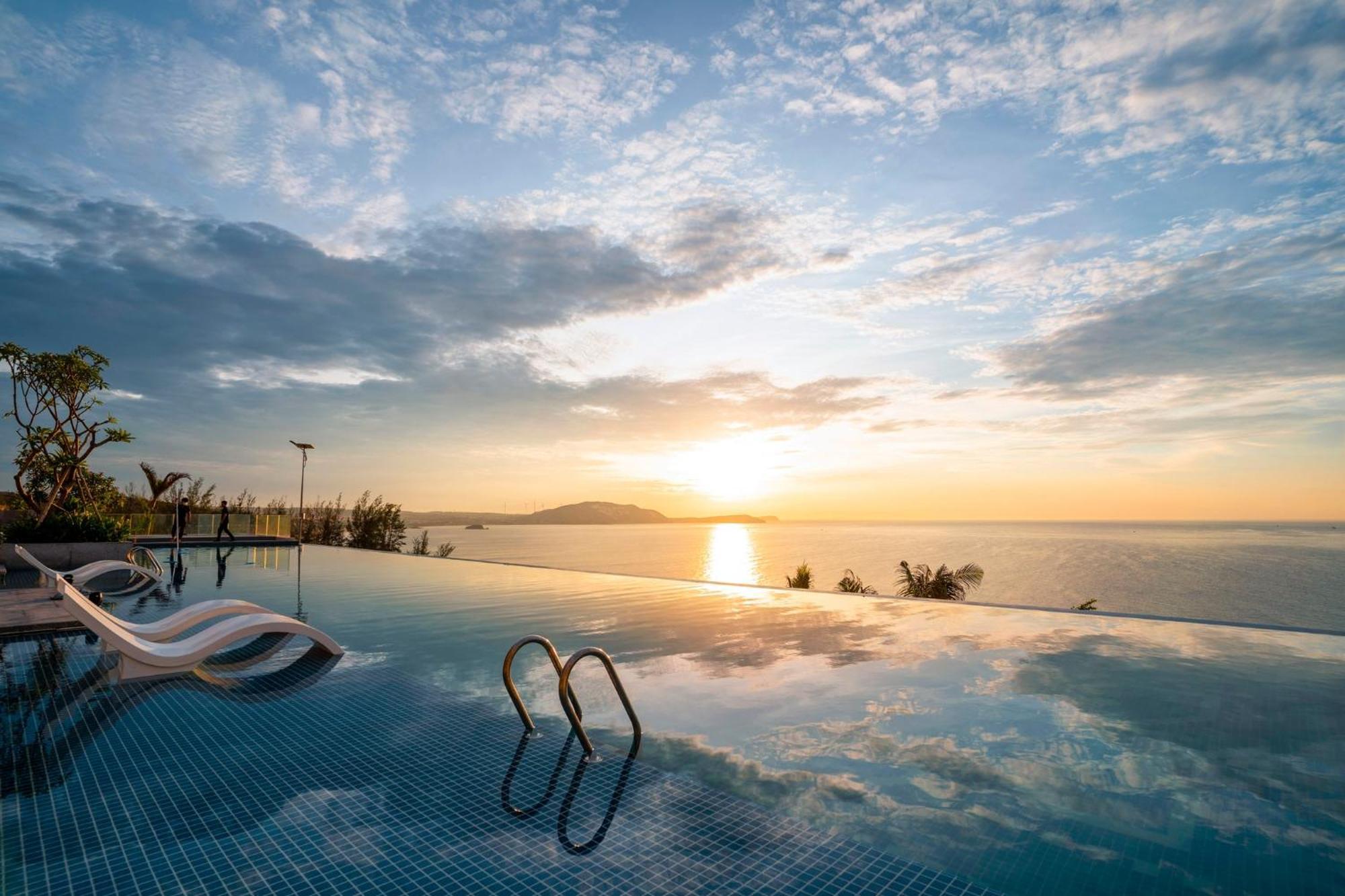 Apec Mandala Cham Bay Mui Ne Aparthotel Ap Thien Ai Exterior photo